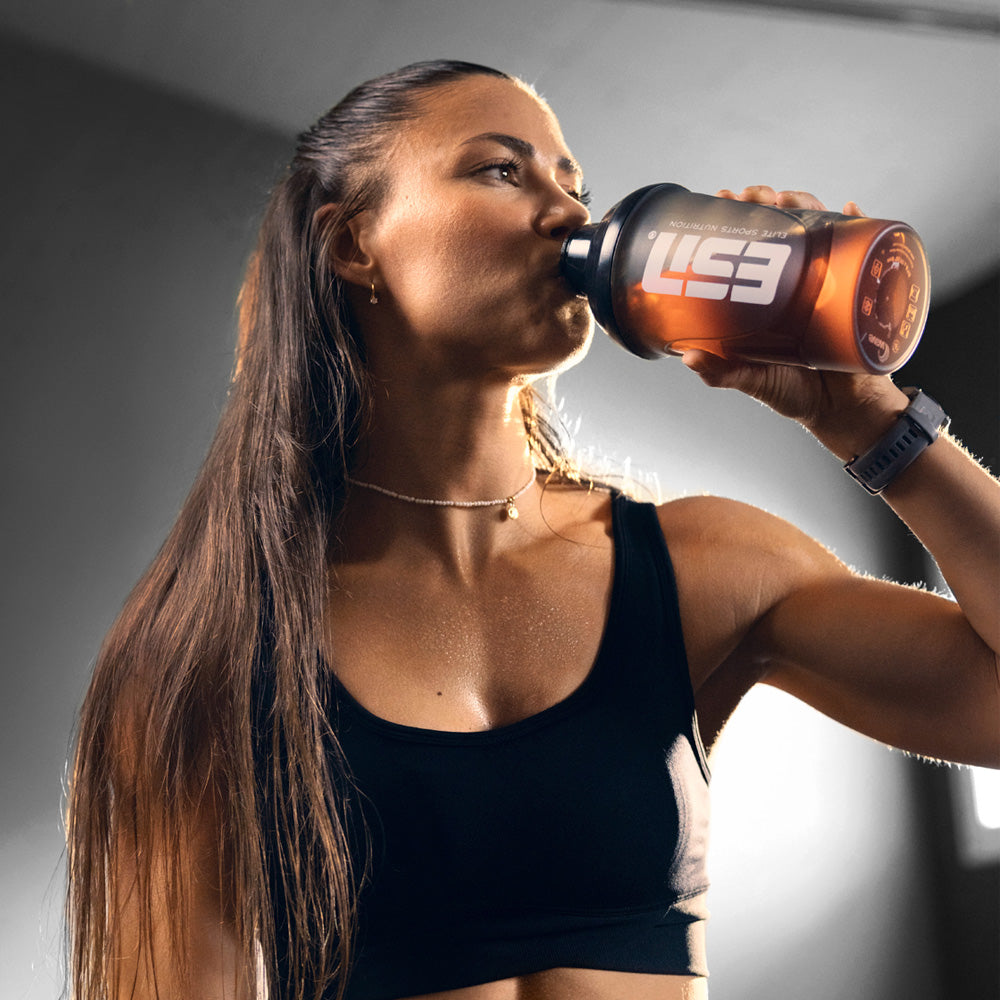ESN atleet drinkt shake